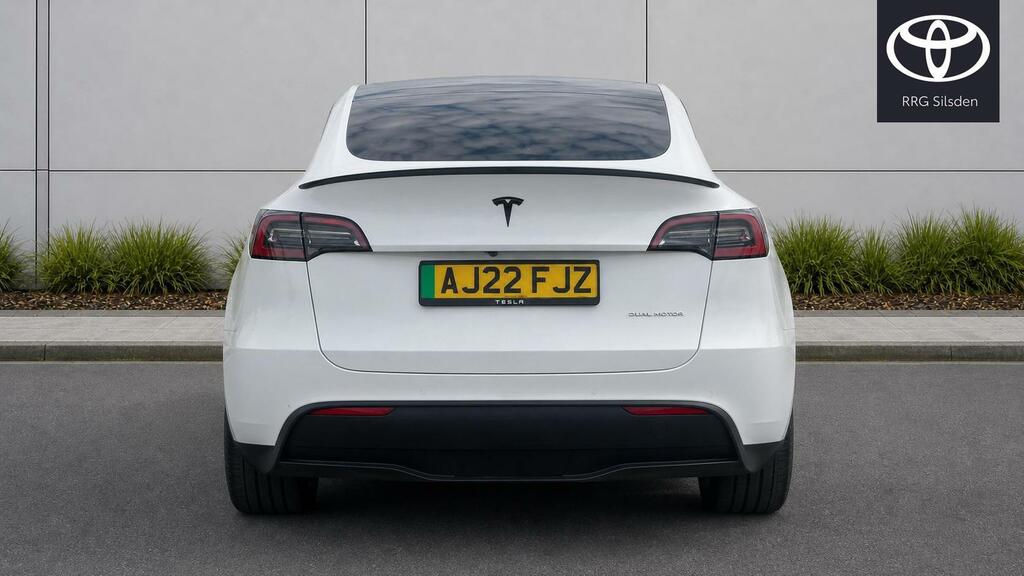 Tesla Model Y Dual Motor Long Range 4Wde AJ22FJZ White #6
