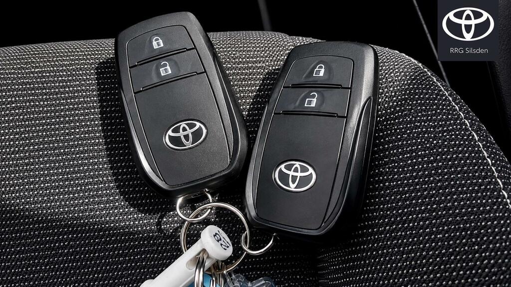 Toyota Corolla 1.8 Vvt-h Icon Cvt Euro 6 Ss Grey #19