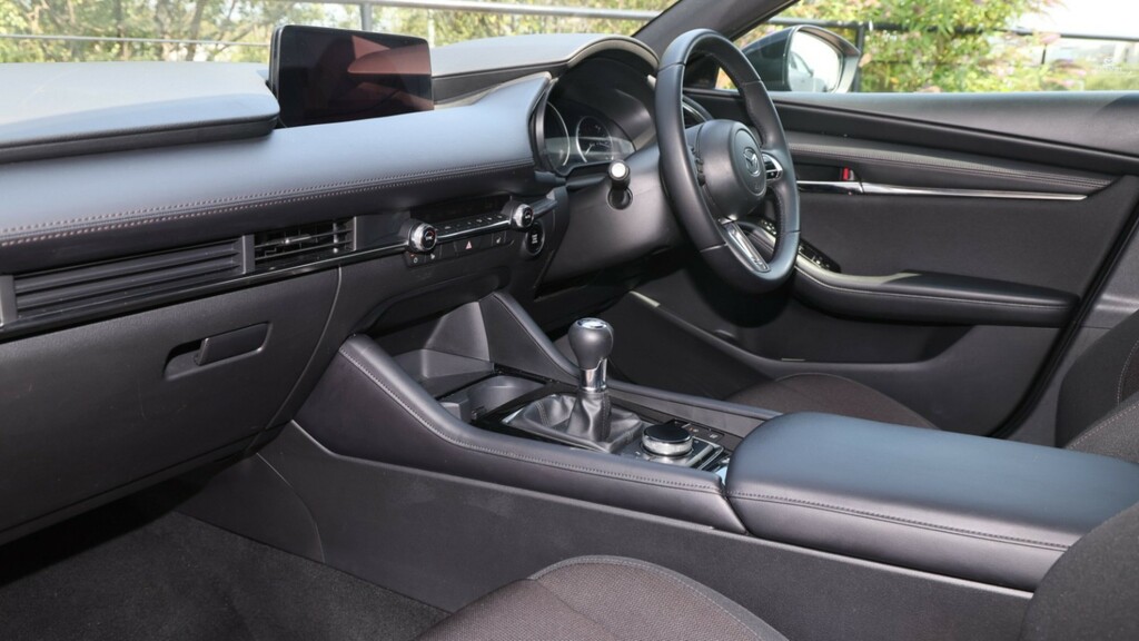 Mazda 3 2.5 E-skyactiv G Mhev 140 Centre-line MX25PKD Black #2