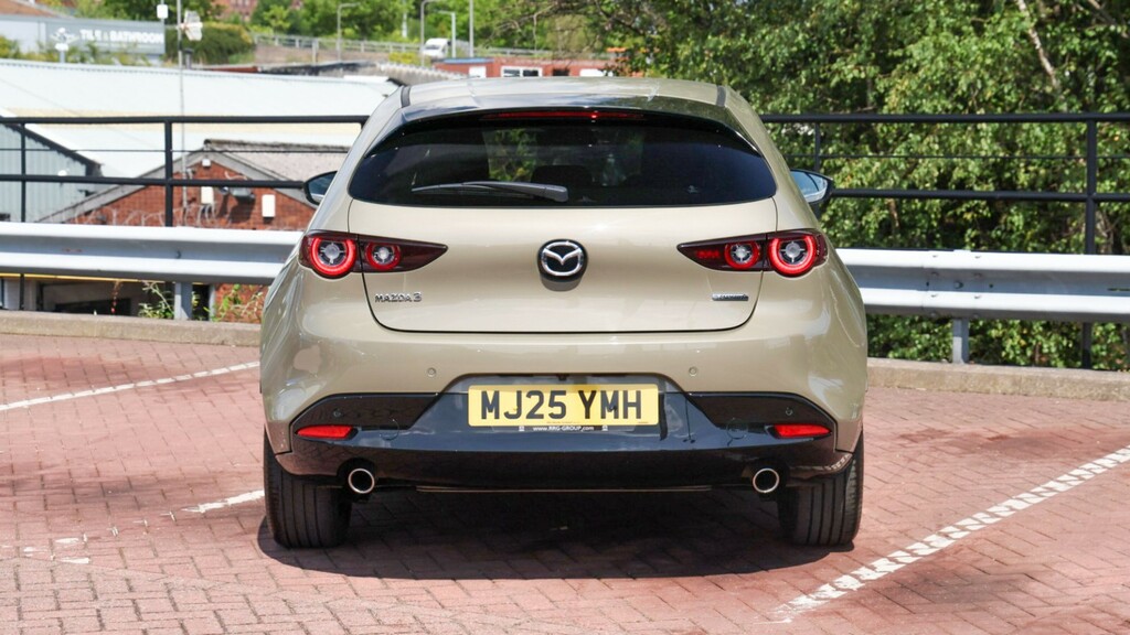 Mazda 3 2.5 E-skyactiv G Mhev 140 Homura MJ25YMH #5
