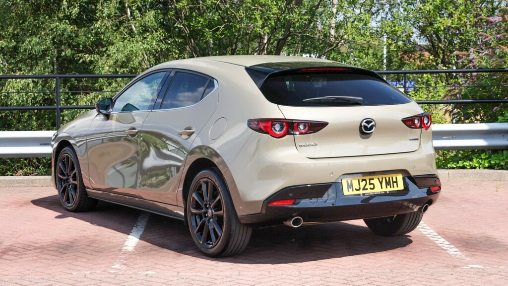 Mazda 3 2.5 E-skyactiv G Mhev 140 Homura MJ25YMH #3