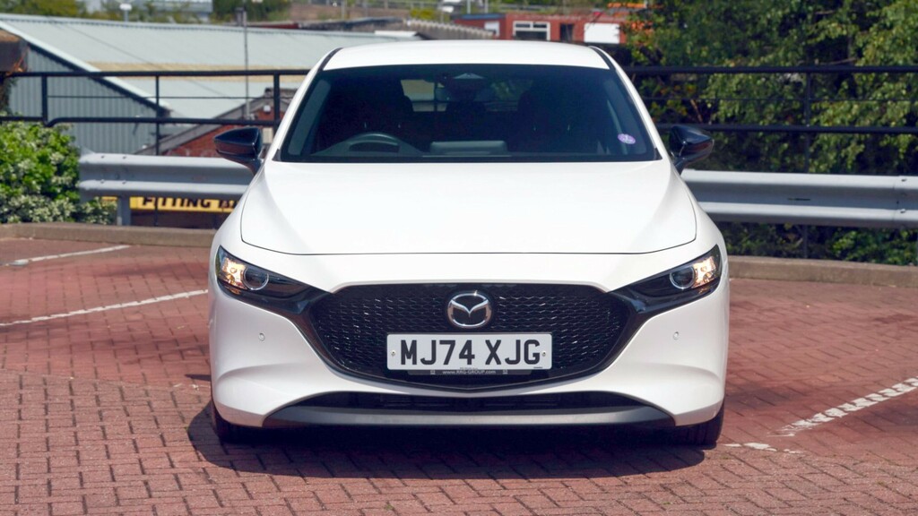 Mazda 3 2.5 E-skyactiv G Mhev 140 Homura MJ74XJG White #4