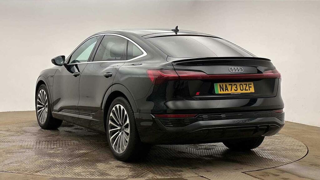Audi Q8 e tron 300Kw 55 Quattro 114Kwh S Line Black #2