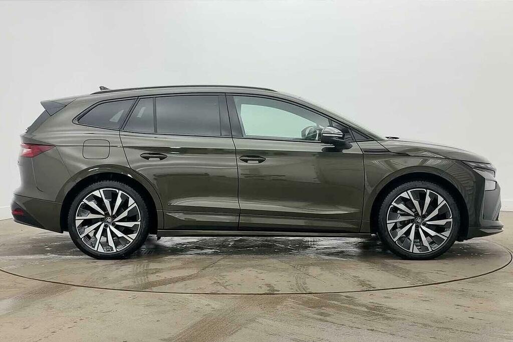 Skoda ENYAQ 210Kw 85X Sportline 82Kwh 4X4 Green #4