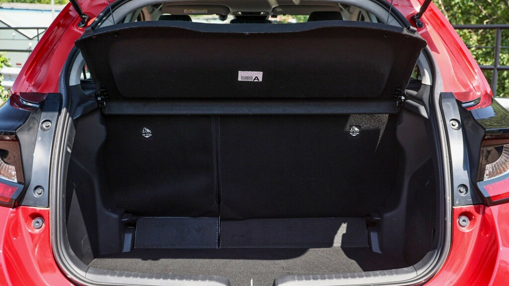 Mazda 2 1.5I Hybrid Exclusive Line Cvt MD25GZW Red #6