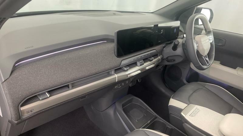 Kia EV3 148Kw Gt-line 81.4Kwh World Car Of The Grey #8