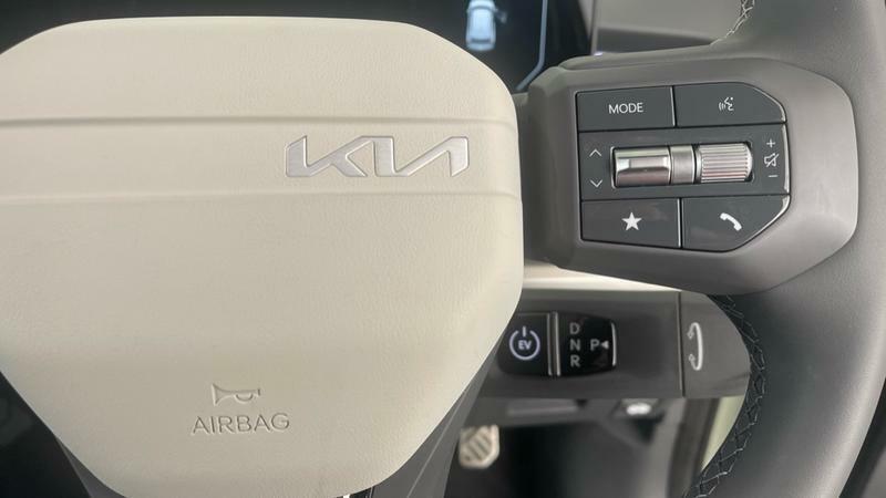 Kia EV3 148Kw Gt-line 81.4Kwh World Car Of The Grey #20