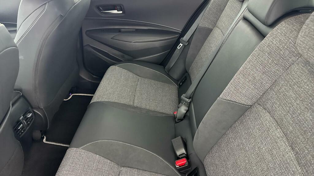 Toyota Corolla 1.8 Vvt-h Gr Sport Hatchback Hybrid Cvt  #16