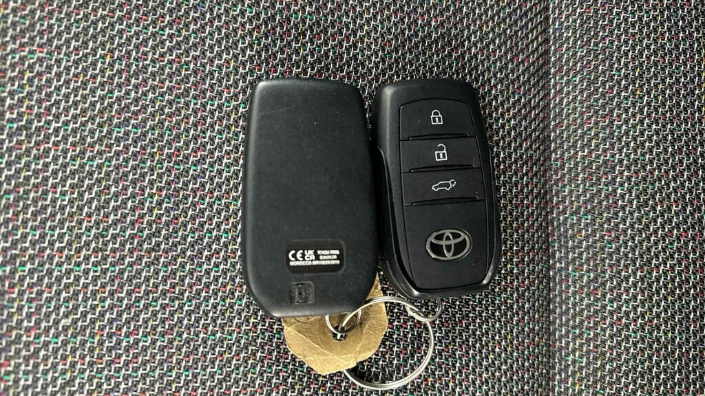 Toyota Corolla 1.8 Vvt-h Gr Sport Hatchback Hybrid Cvt  #28