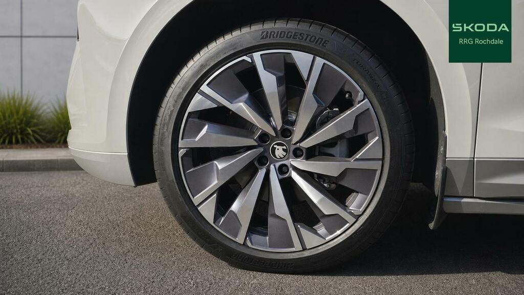 Skoda ENYAQ 210Kw 85 Edition 82Kwh ML26HLZ Grey #5