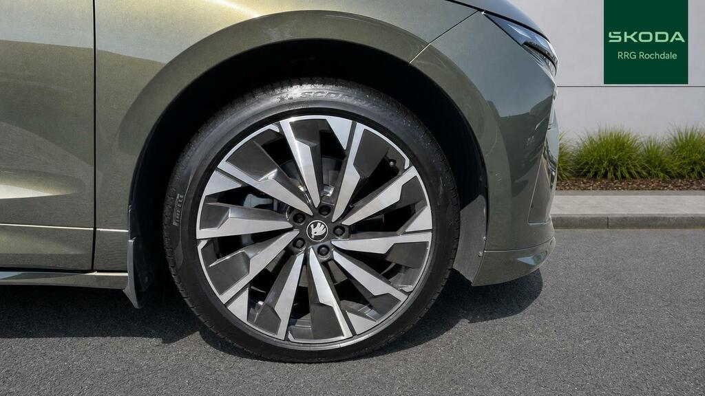 Skoda ENYAQ 210Kw 85X Sportline 82Kwh 4X4 ML26TRV Green #5