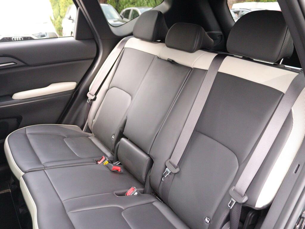 Kia  148Kw Gt-line S 81.4Kwh White #8