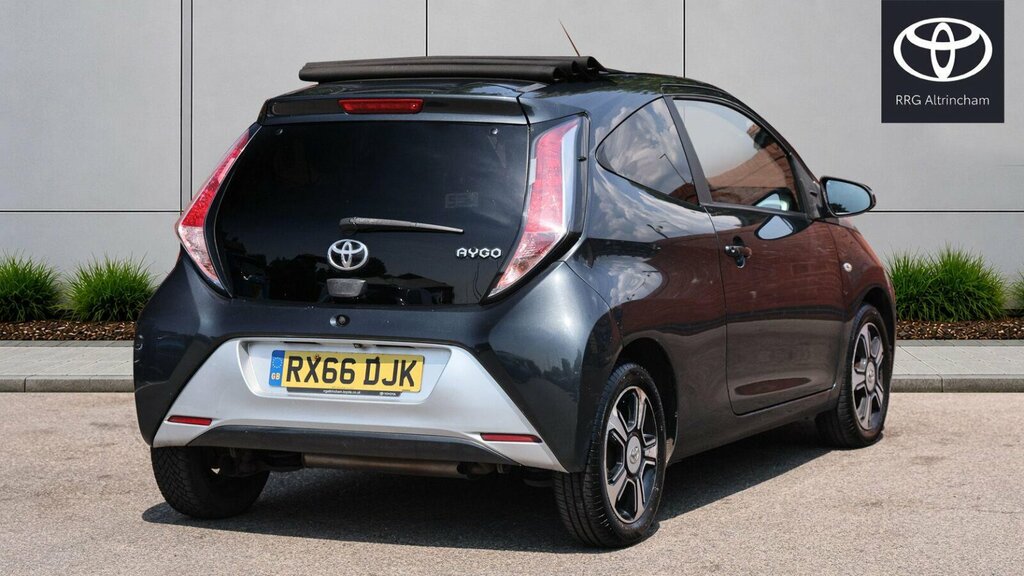 Toyota Aygo 1.0 Vvt-i X-clusiv 2 X-wave Euro 6 Grey #2
