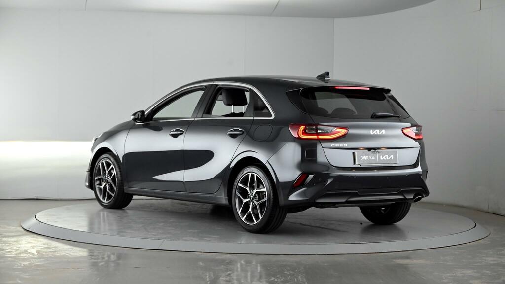 Kia Ceed 2 Red #37