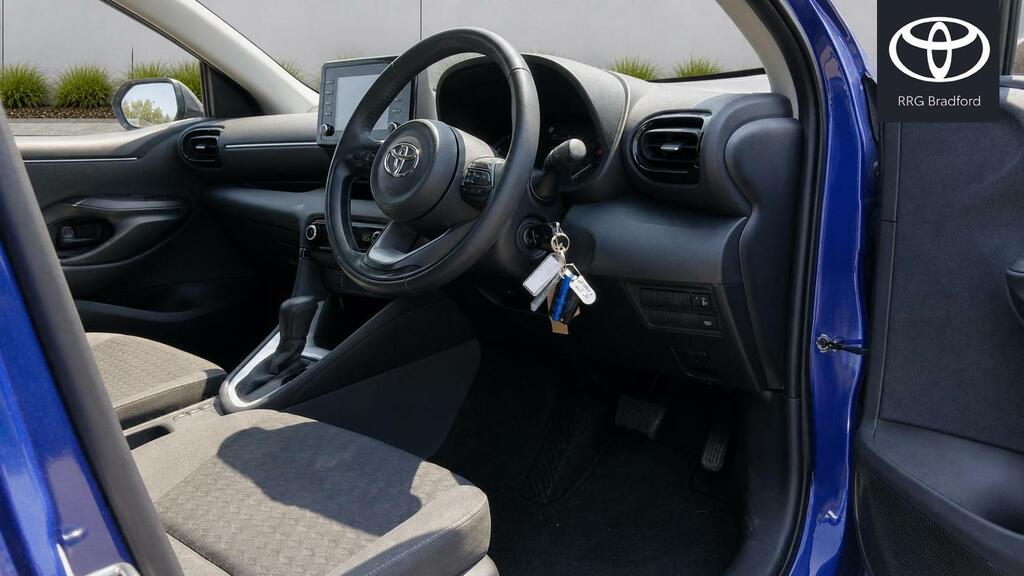 Toyota Yaris 1.5 Vvt-h Gr Sport E-cvt Euro 6 Ss Silver #13