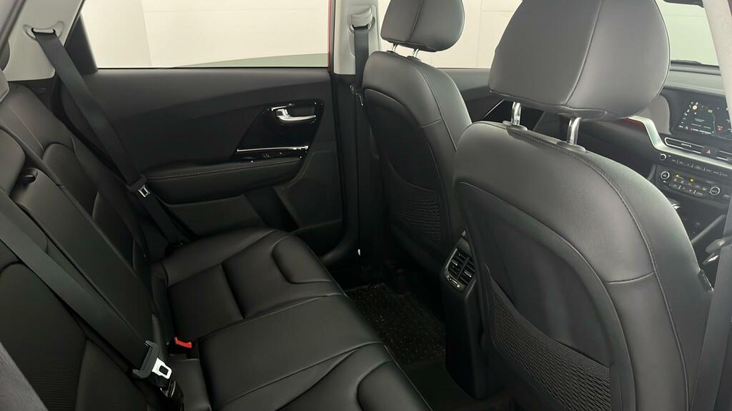 Kia Niro Kia Niro 1.6 Gdi 2 Suv Hybrid Dct Euro Black #10