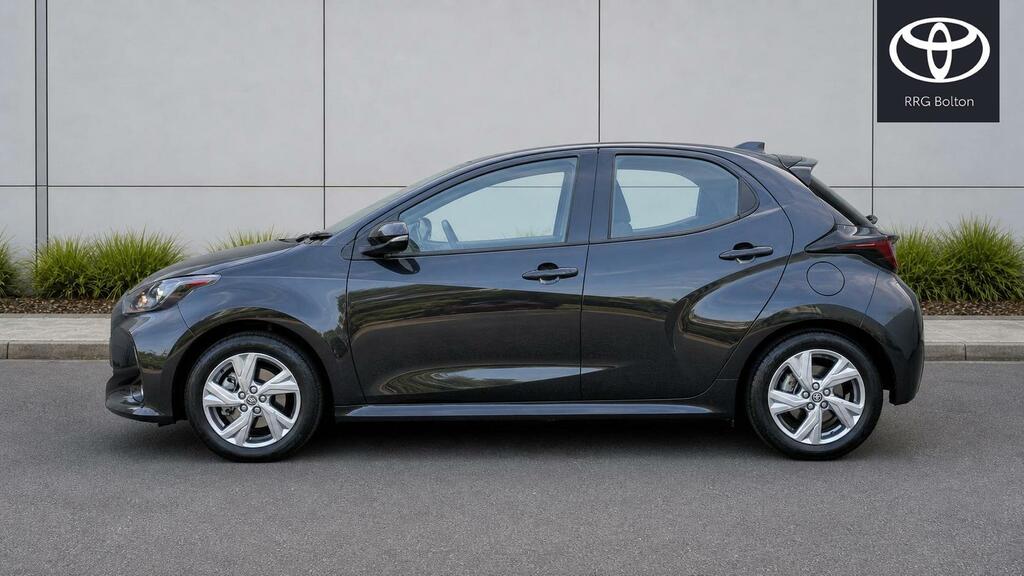 Toyota Yaris 1.5 Vvt-h Icon E-cvt Euro 6 Ss MJ75VWE Black #4