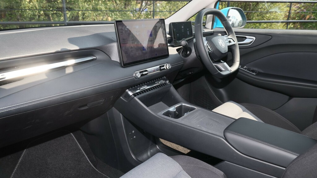 MG MG4 118Kw Premium Long Range 54Kwh ME75XUC Blue #2