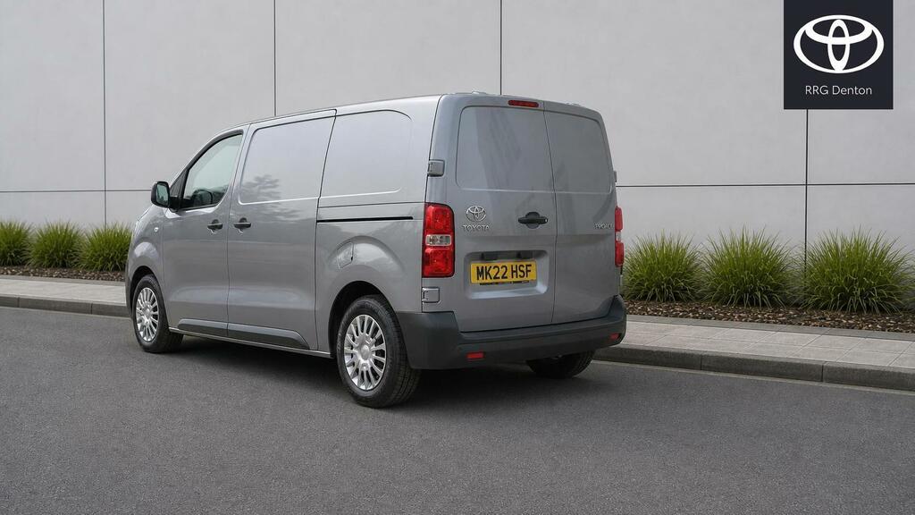 Toyota PROACE 1.5D Icon Medium Panel Van Mwb Euro 6 Ss 6Dr  #6