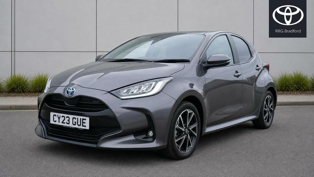 Toyota Yaris 1.5 Vvt-h Design E-cvt Euro 6 Ss CY23GUE Grey #3