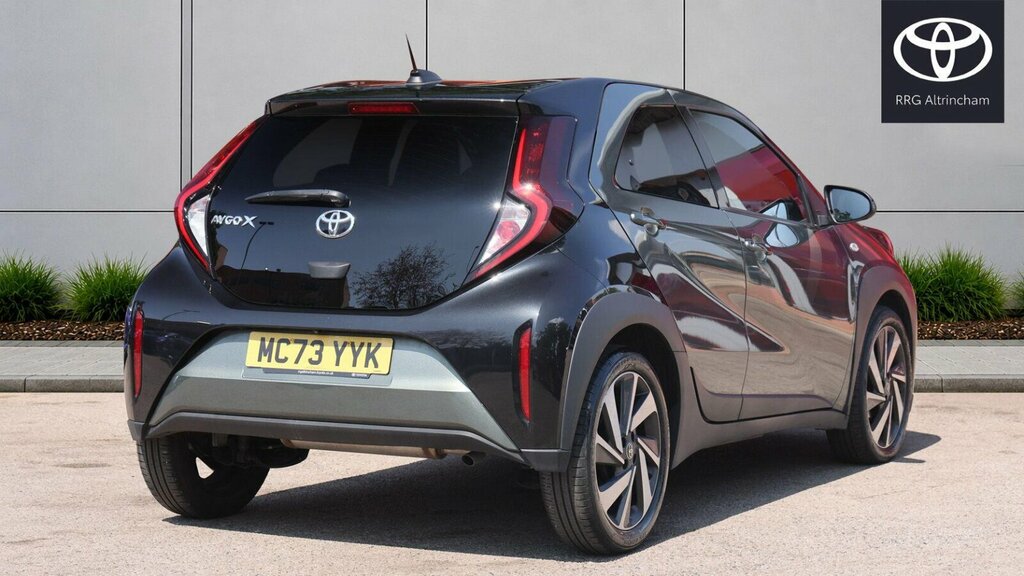 Toyota Aygo X 1.0 Vvt-i Edge X-shift Euro 6 Ss MC73YYK Green #2