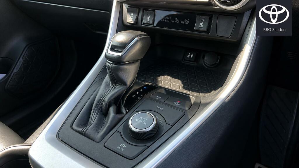Toyota Rav 4 Dynamic Silver #23