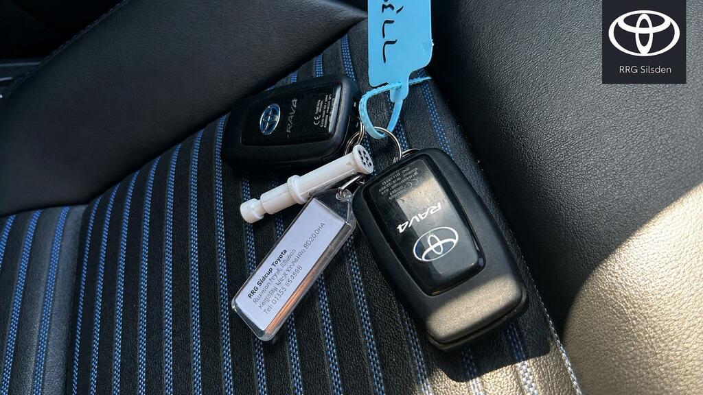 Toyota Rav 4 Dynamic Silver #20