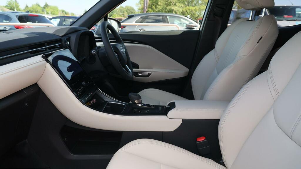 Lexus LBX 1.5 Vvt-ie Premium Plus Suv Hybrid E-cv Black #5