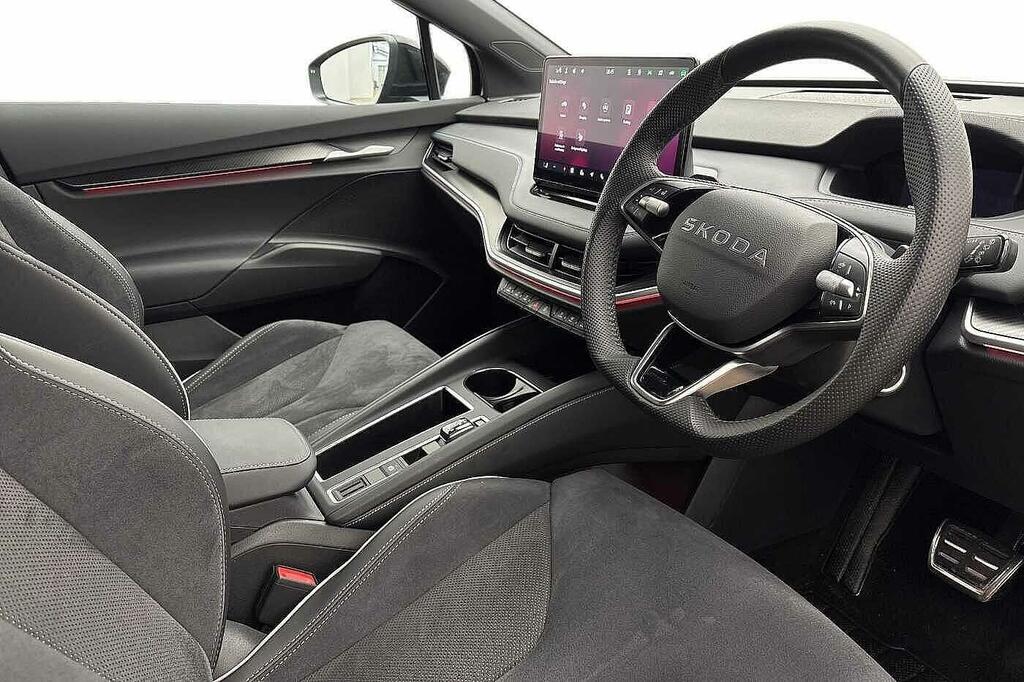 Skoda Elroq 210Kw 85 Sportline 82Kwh Black #6