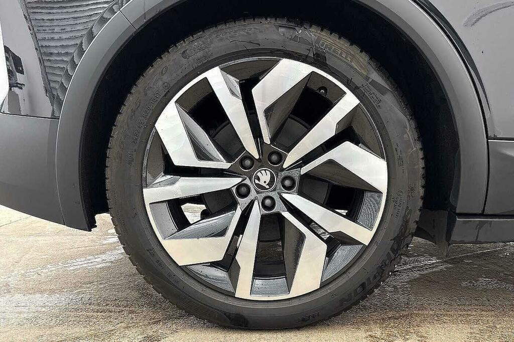 Skoda Elroq 210Kw 85 Sportline 82Kwh Black #5