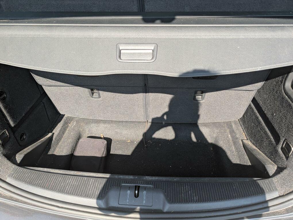 Volkswagen Sharan  Blue #30