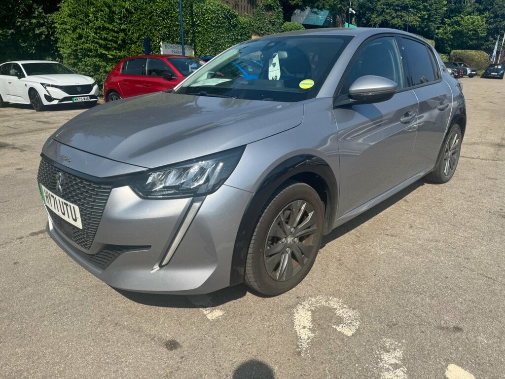 Peugeot e-208 50Kwh Allure Premium Grey