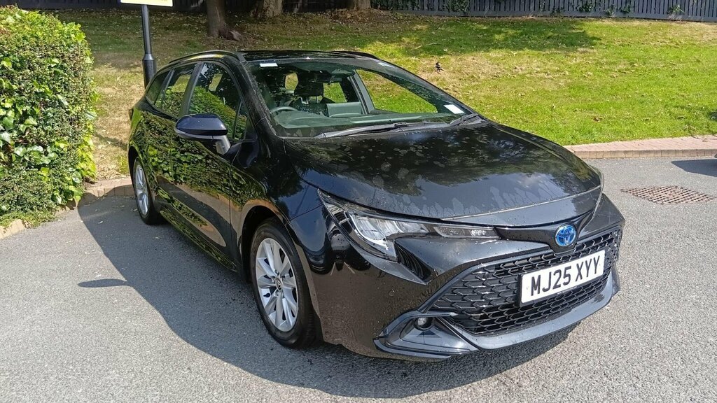 Toyota Corolla 1.8 Vvt-h Icon Touring Sports Cvt Euro 6 Ss Black