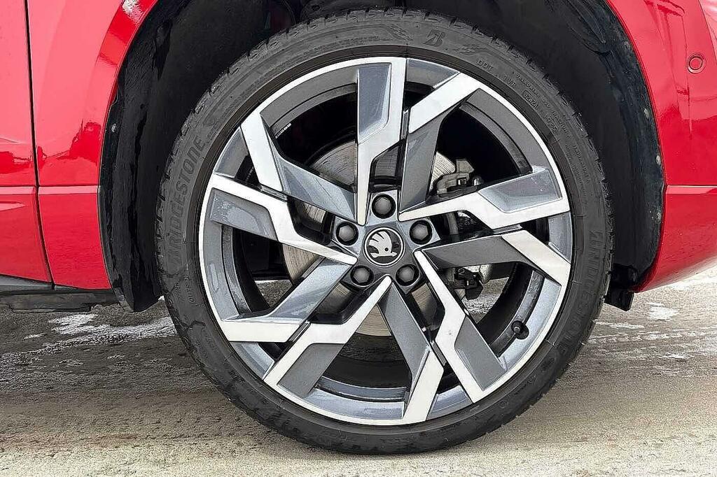 Skoda Karoq 1.5 Tsi Sportline Edition Dsg Red #5