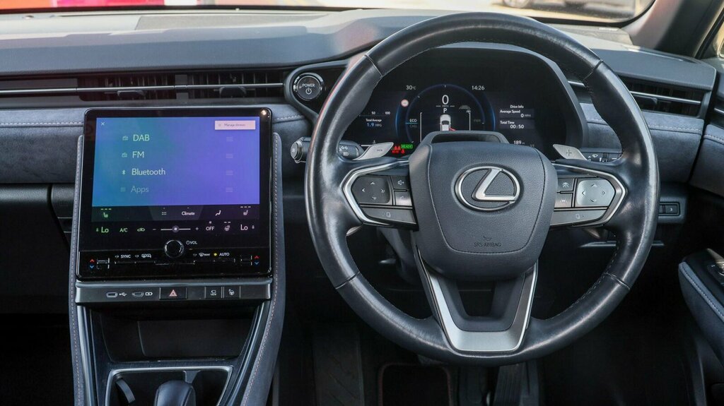 Lexus LBX 1.5 Takumi E-cvt White #7
