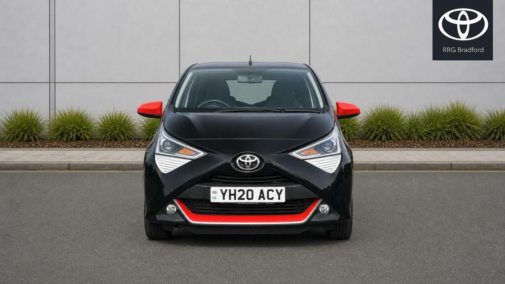 Toyota Aygo 1.0 Vvt-i X-trend Hatchback X-shift Eur YH20ACY Black #2