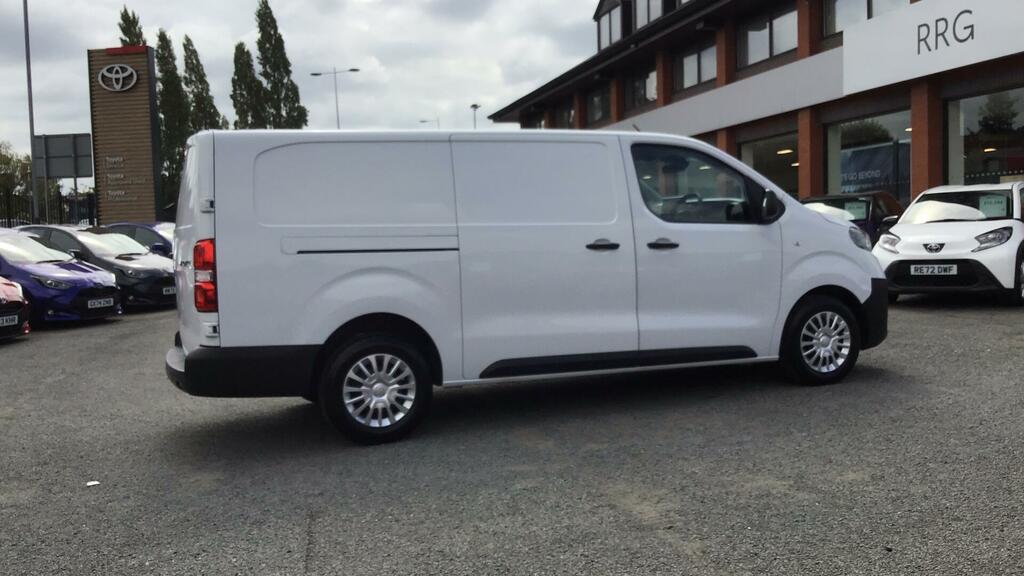 Toyota PROACE 1.5D Icon Medium Panel Van Mwb Euro 6 Ss 6Dr White #22