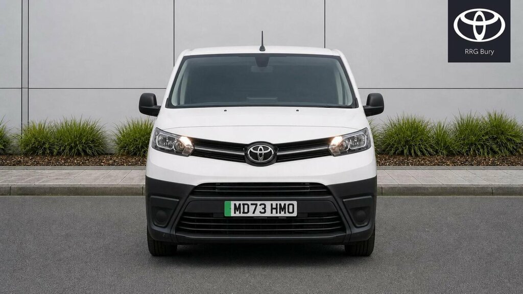 Toyota PROACE 75Kwh Icon Medium Panel Van Mwb 6Dr 7Kw Obc White #2