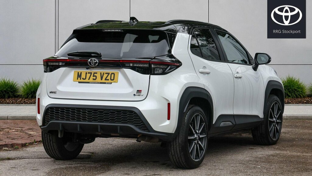 Toyota Yaris Cross 1.5 Vvt-h Gr Sport E-cvt Euro 6 Ss MJ75VZO White #2