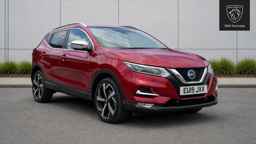Nissan Qashqai 1.3 Dig-t Tekna Euro 6 Ss Red