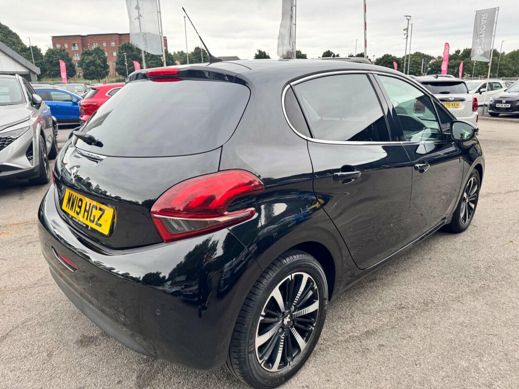 Peugeot 208 Ss Tech Edition White #8