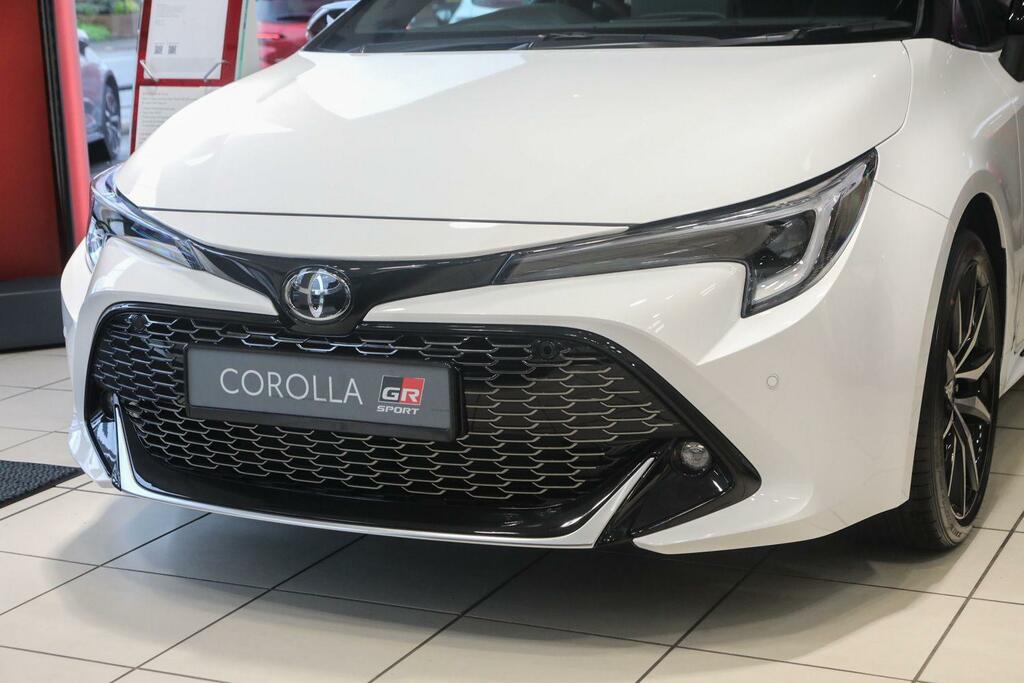 Toyota Yaris 1.5 Vvt-h Icon Tech E-cvt Euro 6 Ss Silver #6