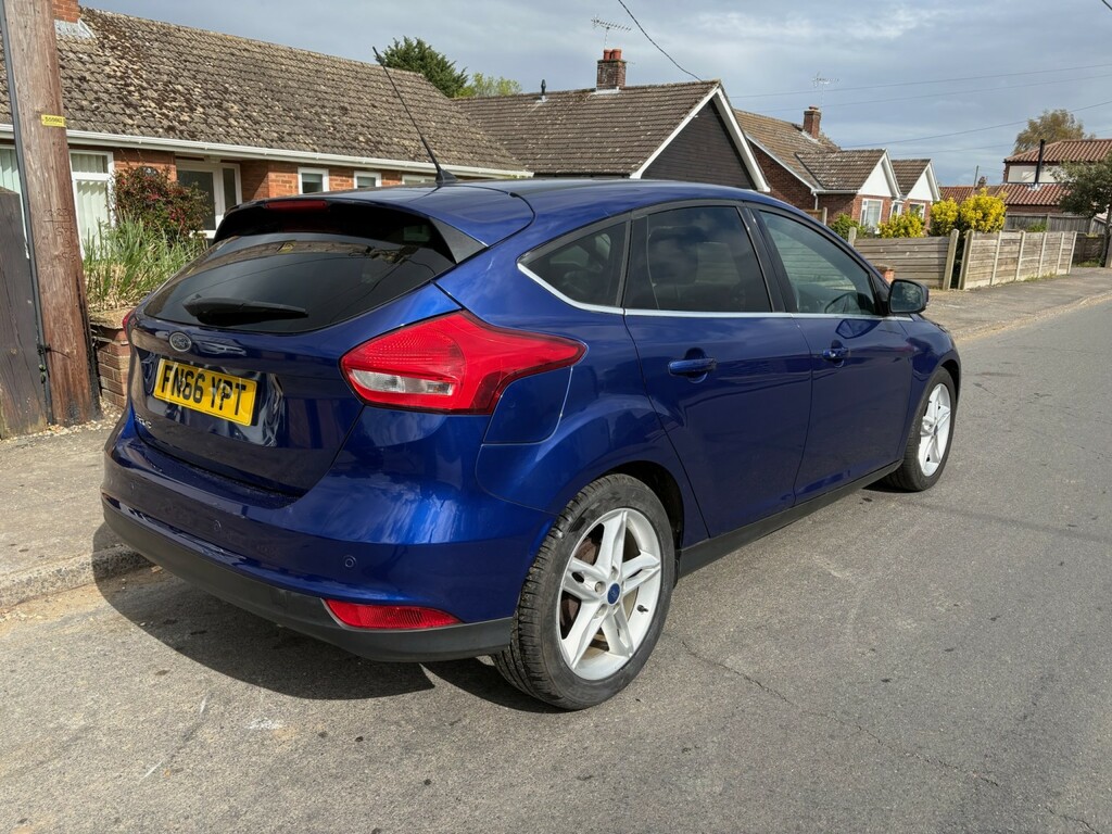Ford Focus Hatchback 1.5 Tdci Titanium 2016 FN66YPT Blue #6