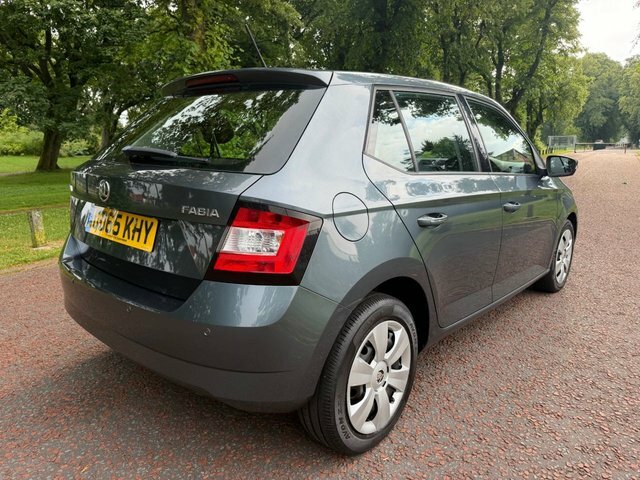 Skoda Fabia 2015 1.4 Tdi S Hatchback Euro 6 Grey #3