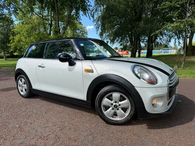 Mini Hatch 2014 1.5 Cooper D Hatchback Euro Silver