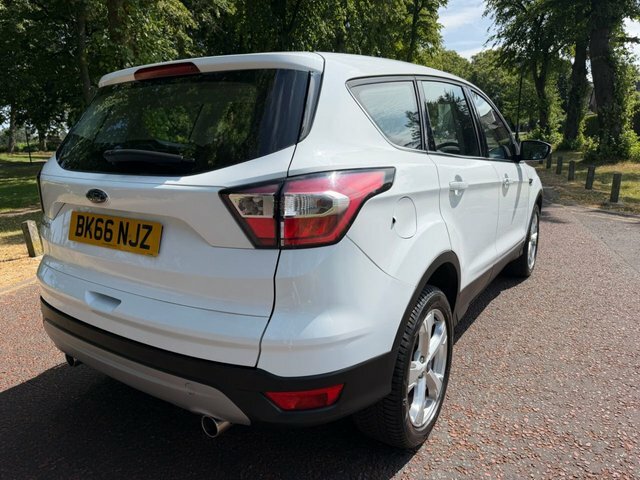 Ford Kuga 2016 2.0 Tdci Titanium Suv Euro White #3