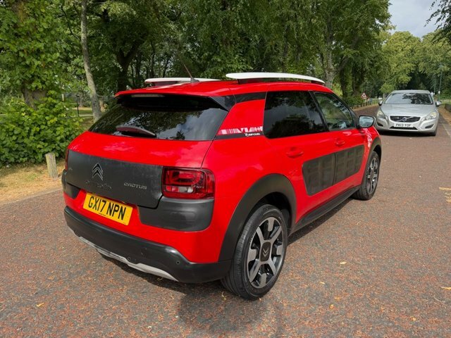 Citroen C4 Cactus 2017 1.6 Bluehdi Rip Curl Hatchback Man Red #3
