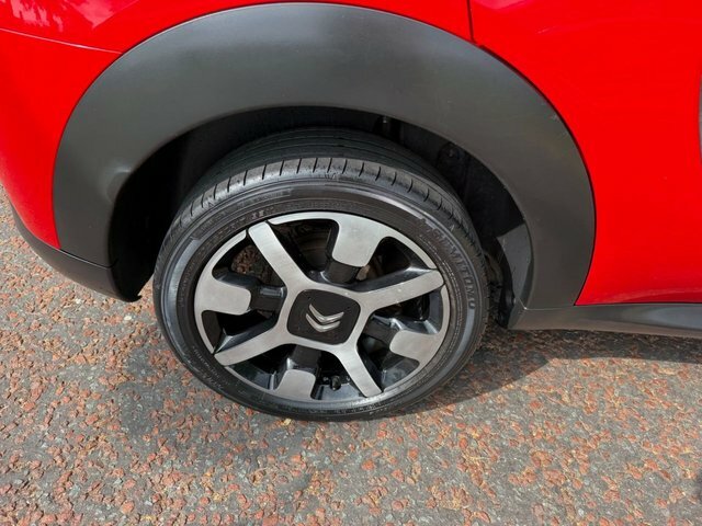 Citroen C4 Cactus 1.2 Puretech 82 Flair Purple #23
