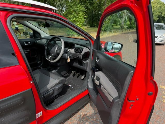 Citroen C4 Cactus 1.2 Puretech 82 Flair Purple #7