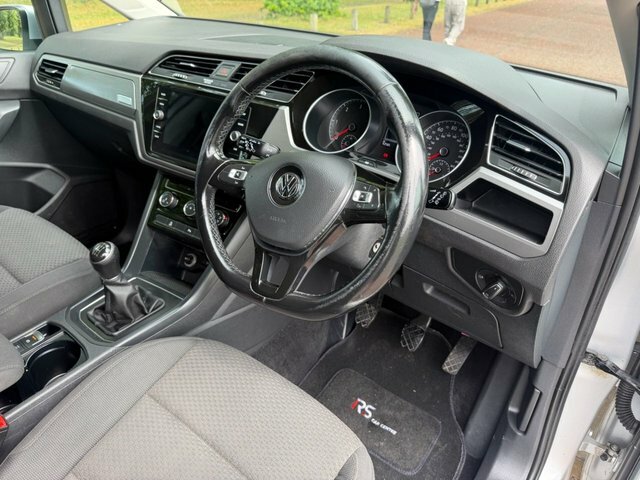 Volkswagen Touran 2.0 Sel Tdi Bluemotion Technology 148 Bhp Grey #12